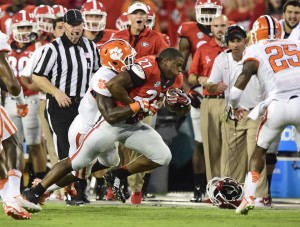 Nick-Chubb-vs_-Clemson-sans-helmet